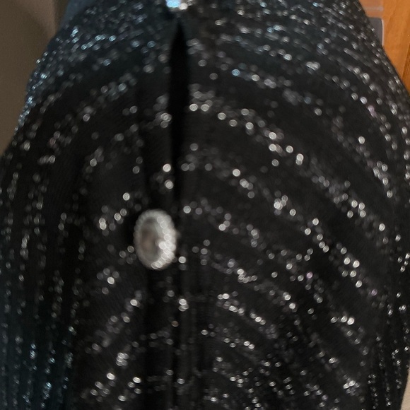 Cable & Gauge Sparkly Lightweight Sweater - Picture 6 of 9